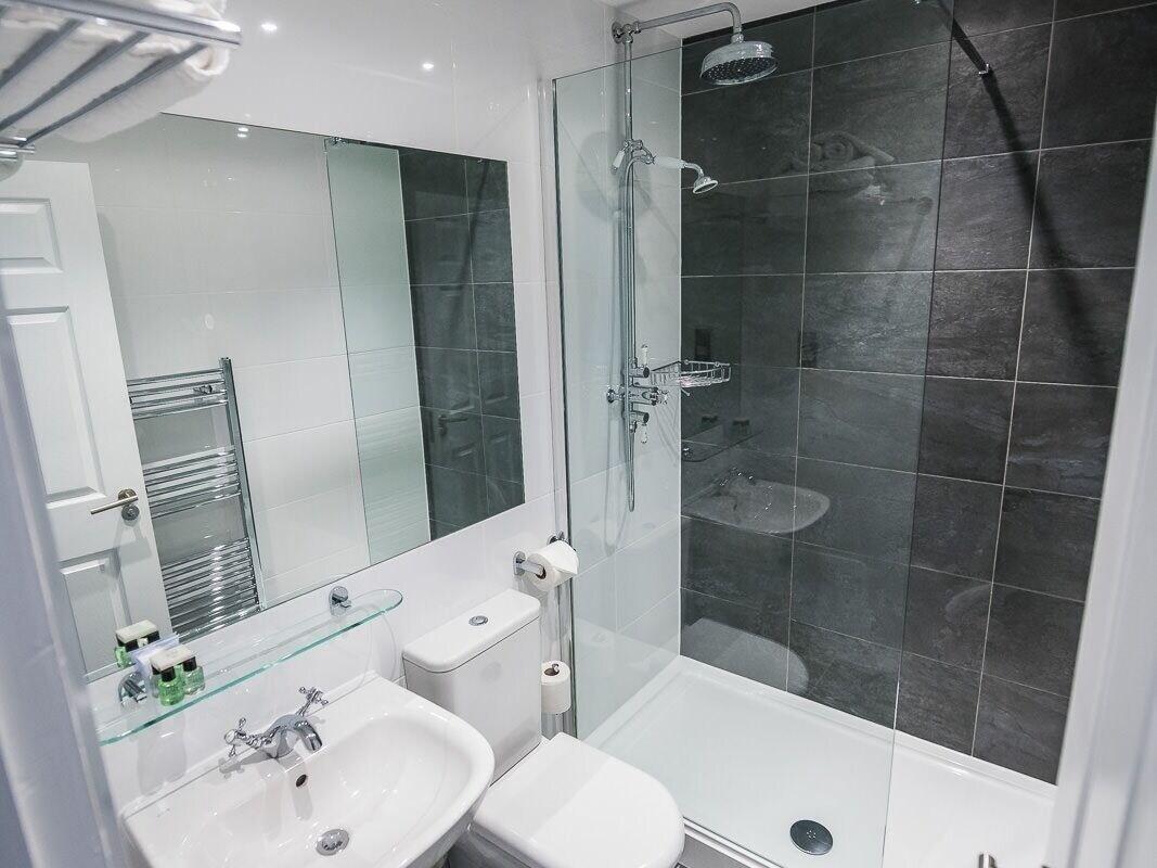 Kincaid House Hotel Milton of Campsie Экстерьер фото