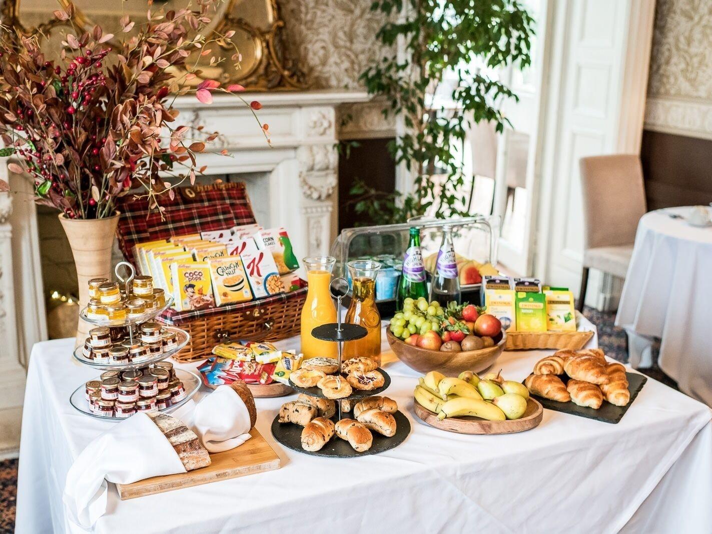 Kincaid House Hotel Milton of Campsie Экстерьер фото