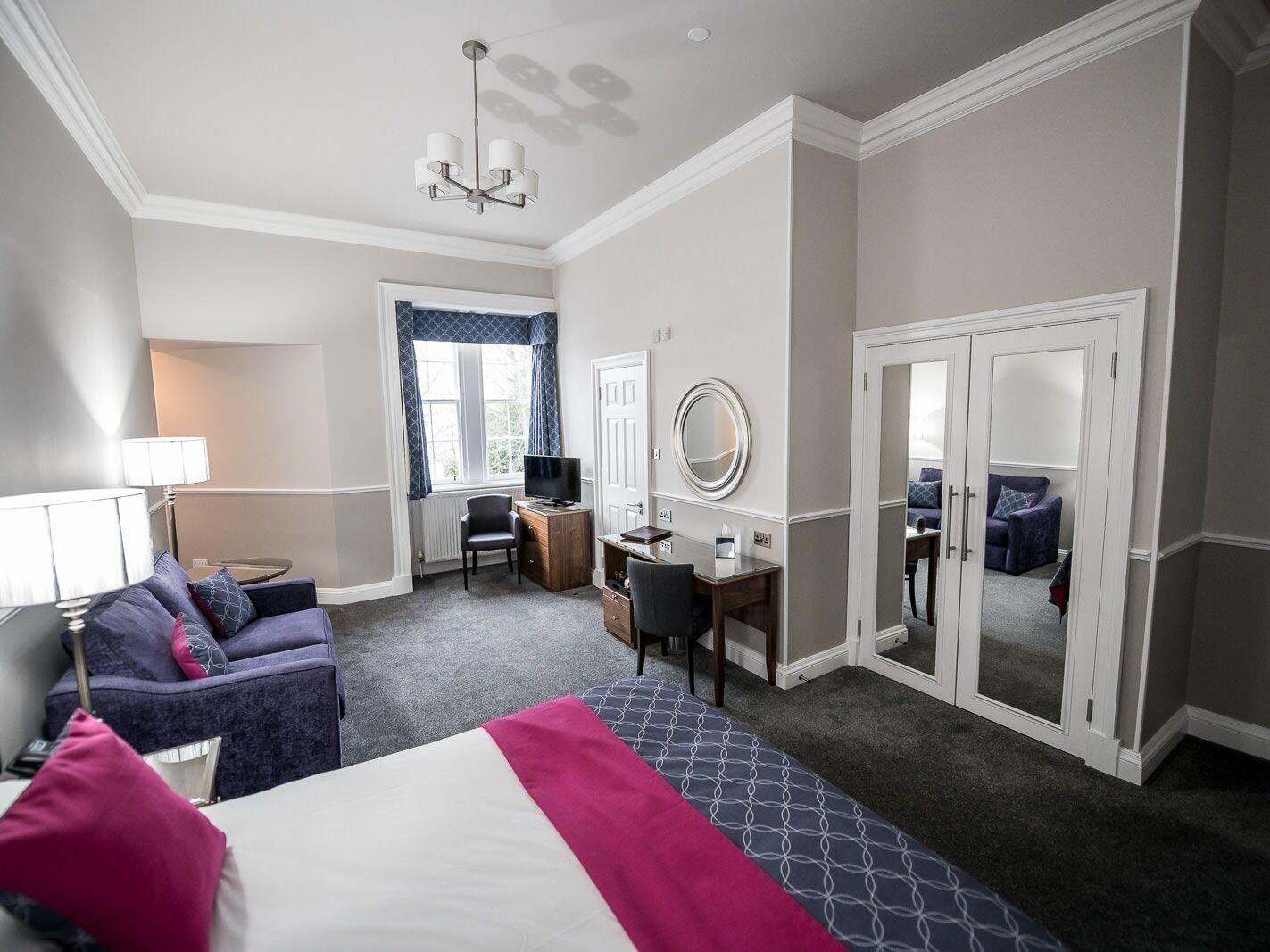 Kincaid House Hotel Milton of Campsie Экстерьер фото