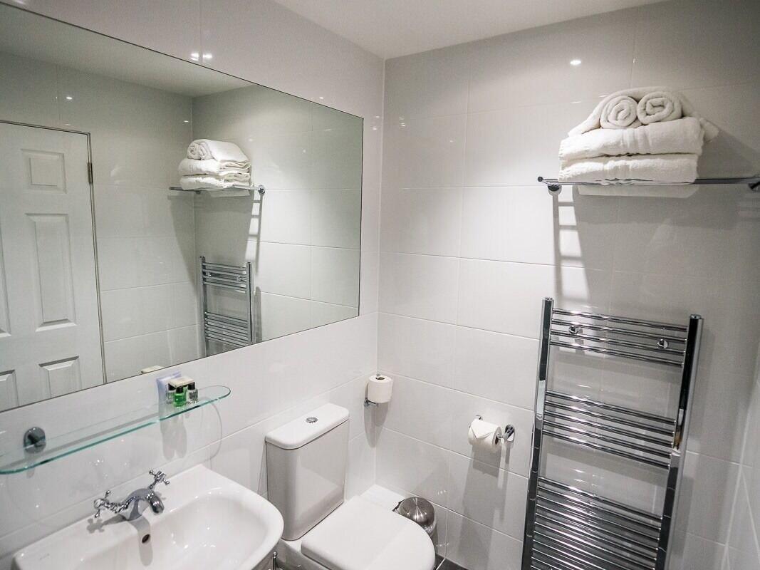 Kincaid House Hotel Milton of Campsie Экстерьер фото