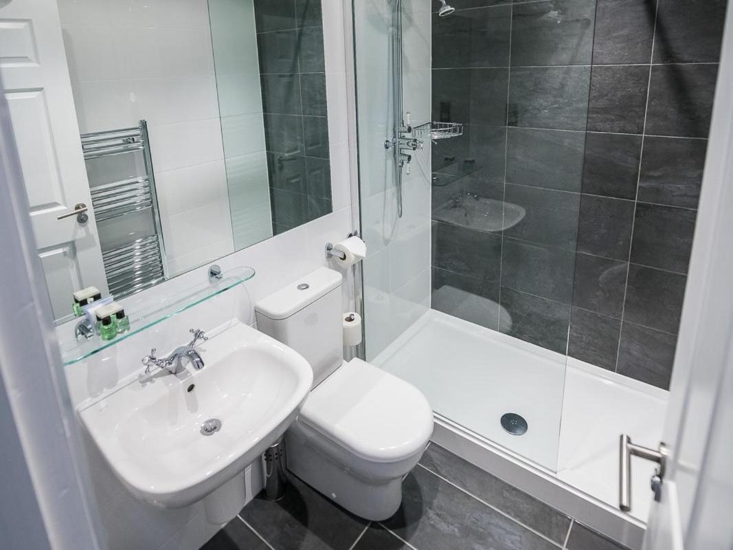 Kincaid House Hotel Milton of Campsie Экстерьер фото