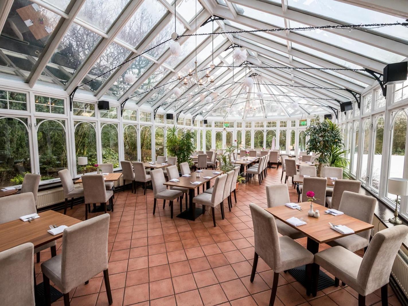 Kincaid House Hotel Milton of Campsie Экстерьер фото